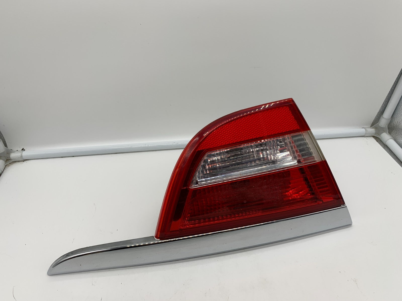 2012-2017 Buick Verano Driver Side Trunklid Tail Light Taillight OEM 22985775