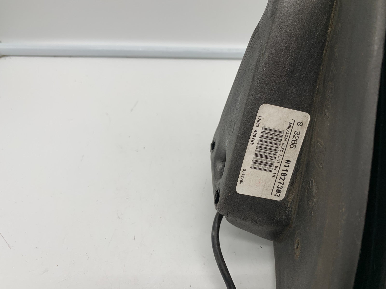 2001-2007 Ford Escape Driver Side View Power Door Mirror Black OEM D01B58031