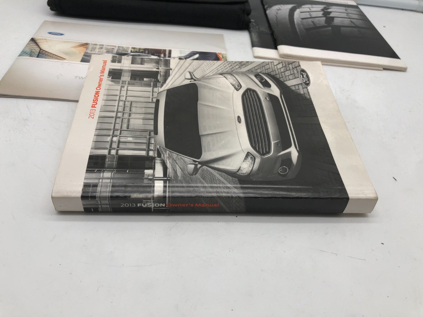 2013 Ford Fusion Owners Manual Set with Case OEM D02B03003