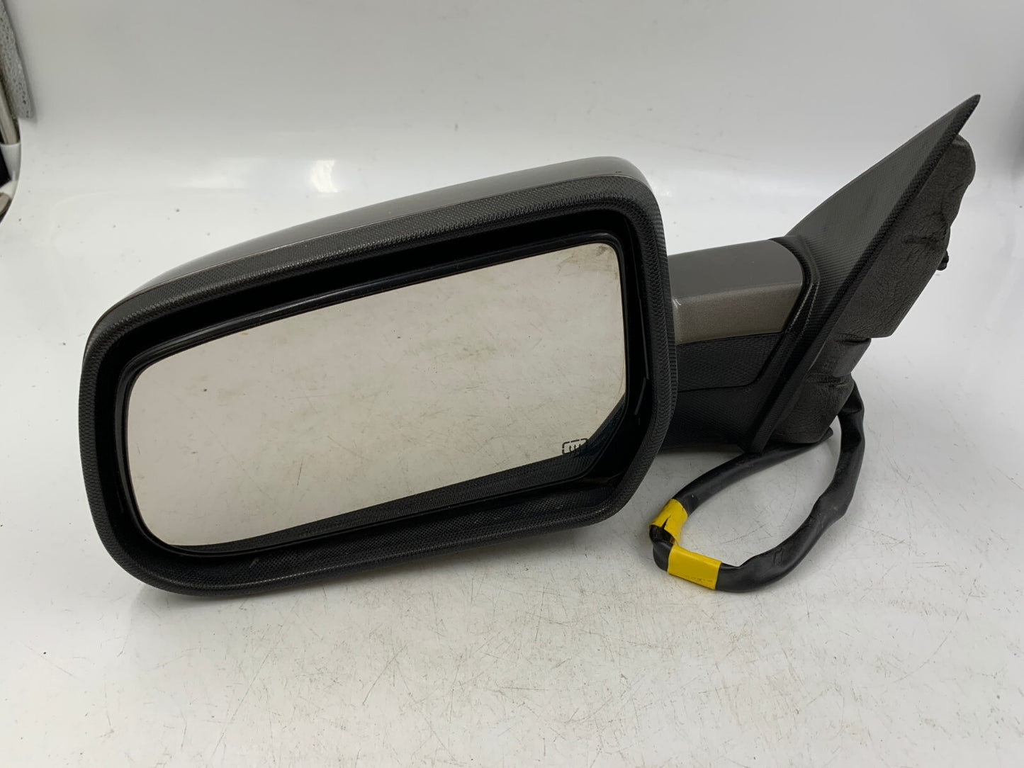 2010-2011 Chevrolet Equinox Driver Side View Power Door Mirror Magna B02B02001