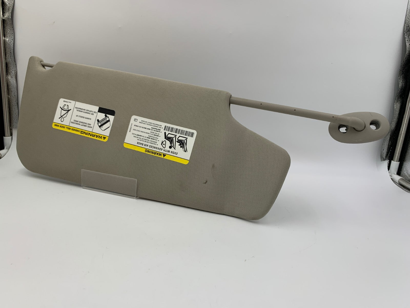 2006-2010 Jeep Commander Driver Sun Visor OEM C04B48014