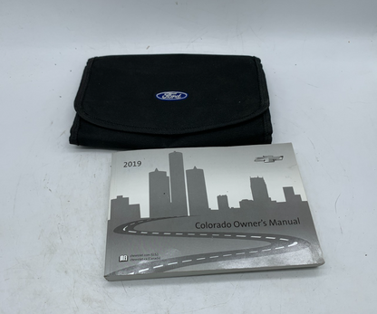 2019 Chevrolet Colorado Owners Manual Set with Case OEM B01B16004