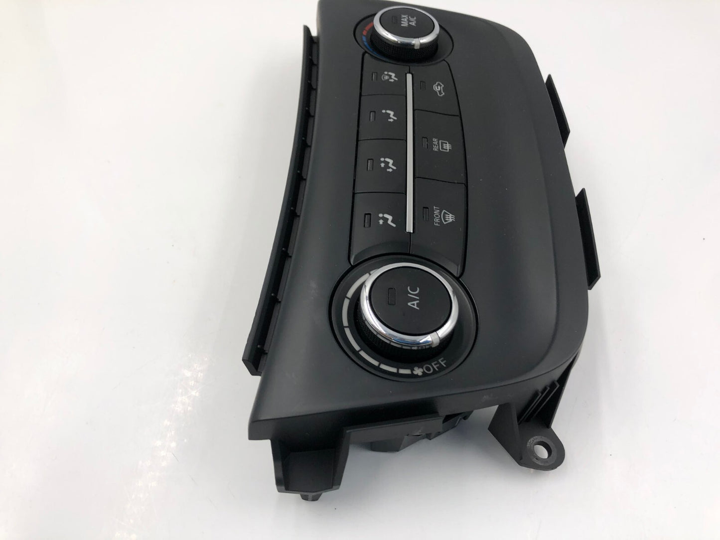 2015-2017 Nissan Sentra AC Heater Climate Control Unit OEM A02B28039