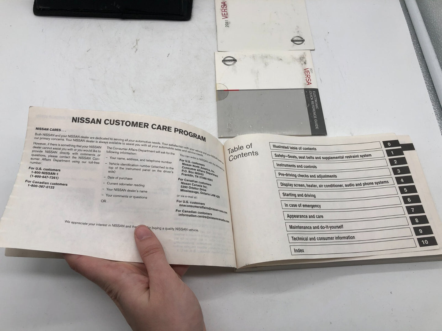 2011 Nissan Versa Owners Manual Set with Case OEM E02B40062