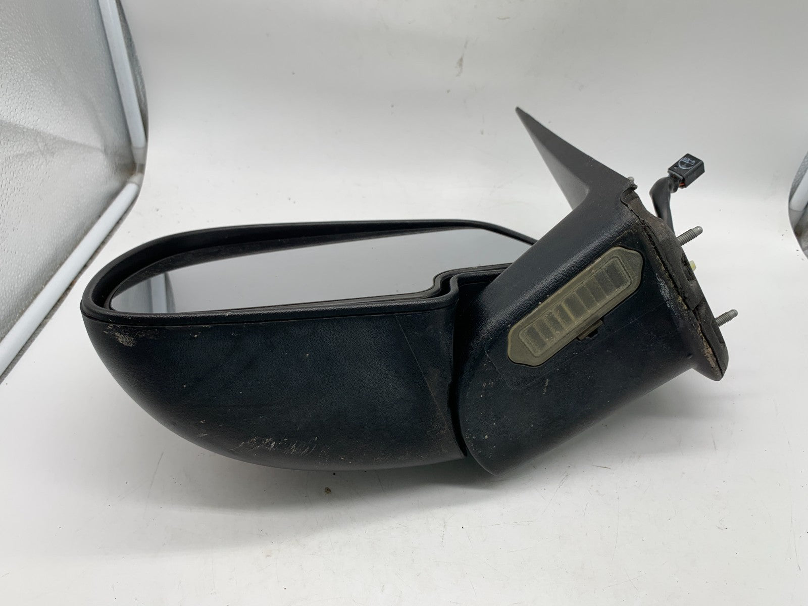 2000-2002 Chevrolet Tahoe Driver Side View Power Door Mirror Red OEM A04B35003