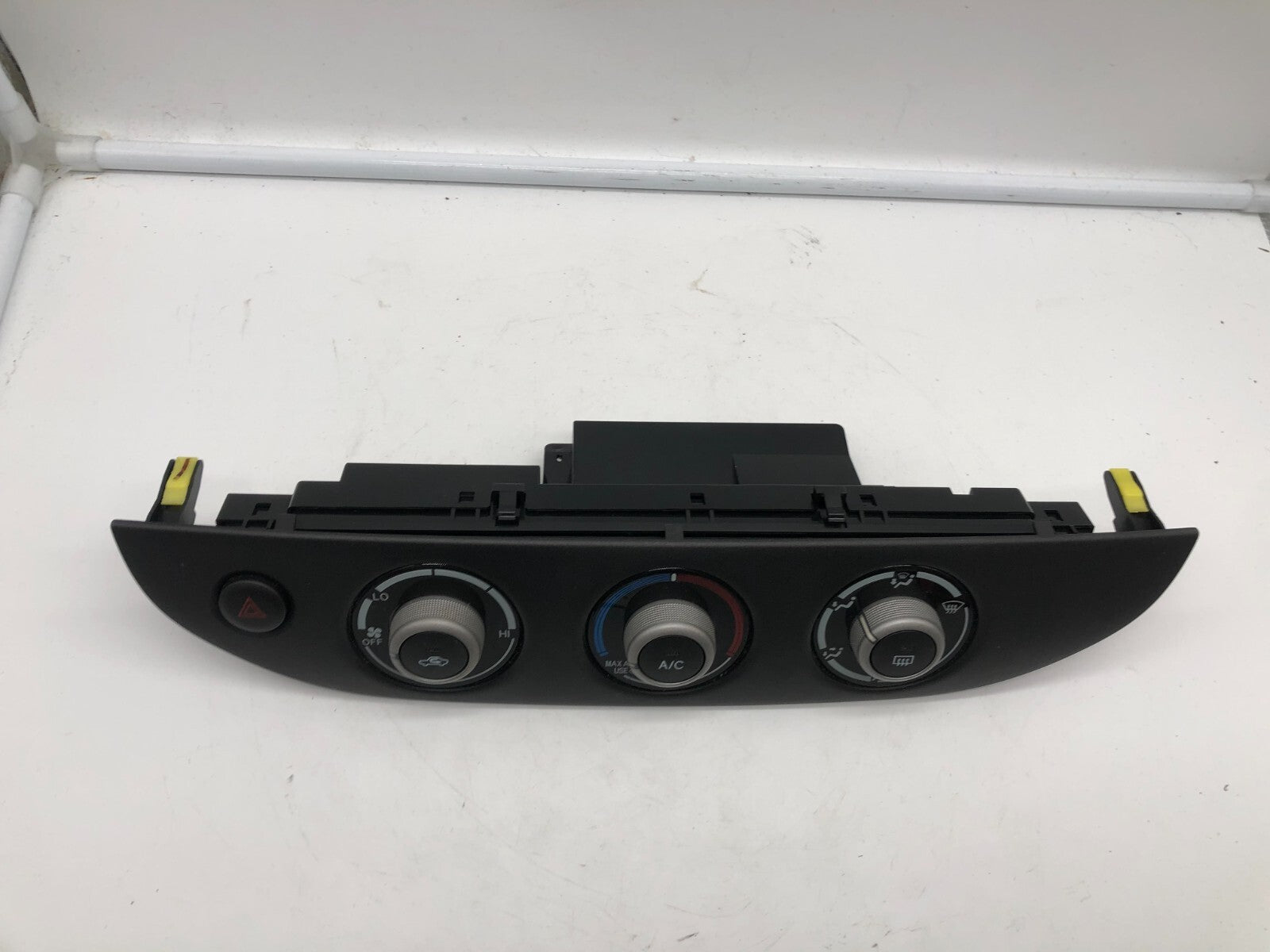 2002-2006 Toyota Camry AC Heater Climate Control Unit OEM E02B01005