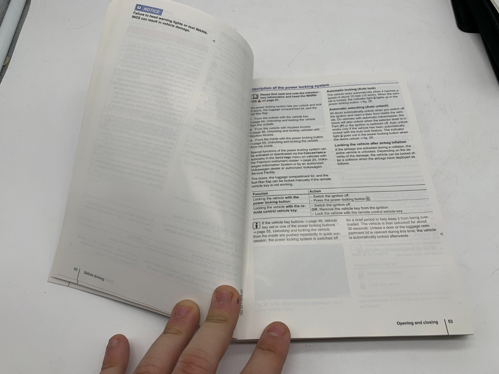 2013 Volkswagen Passat Owners Manual with Case OEM D03B64007