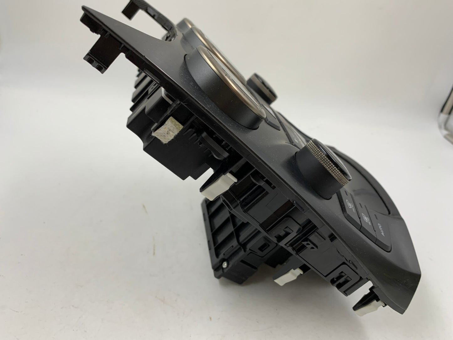 2013-2015 Hyundai Genesis AC Heater Climate Control Unit OEM D01B01011