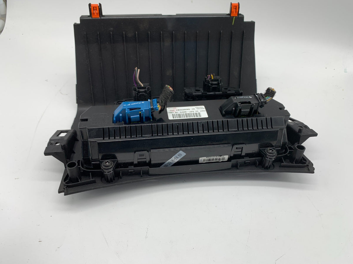 2018-2019 Ford Escape AC Heater Climate Control Unit OEM D03B35065