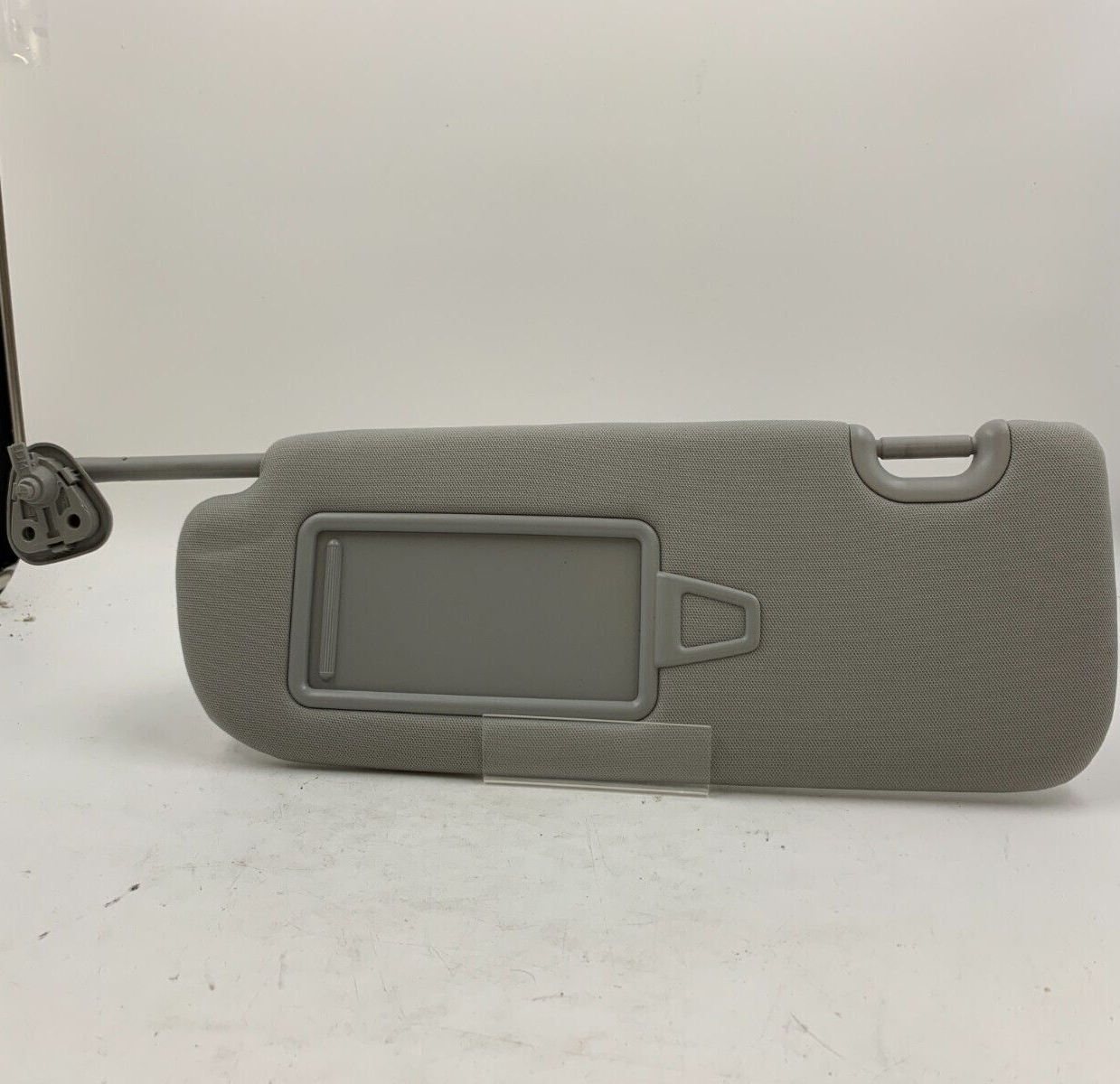 2013-2018 Hyundai Santa Fe Driver Sun Visor Gray OEM C04B17024