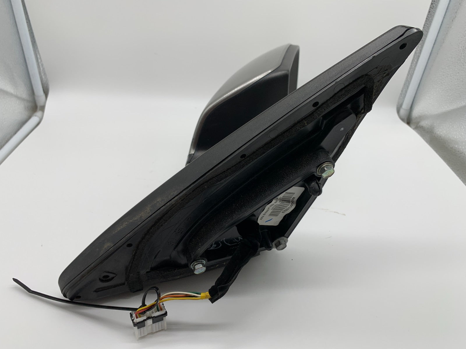2011-2015 Kia Sorento Passenger Side View Power Door Mirror Gray OEM C03B56001