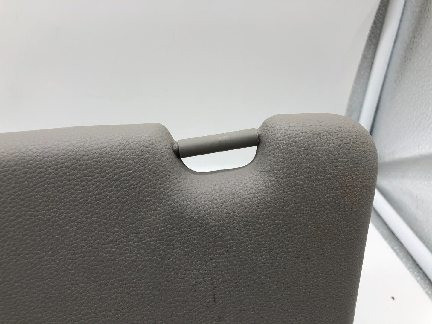 2008-2010 BMW 528i Passenger Sun Visor Gray Illuminated OEM B01B35002