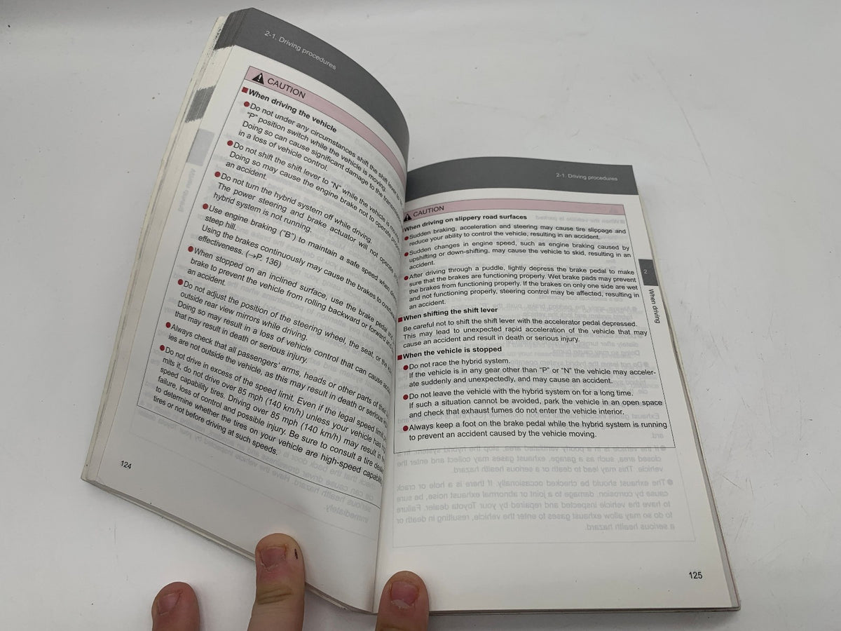 2008 Toyota Prius Owners Manual OEM R01B03023