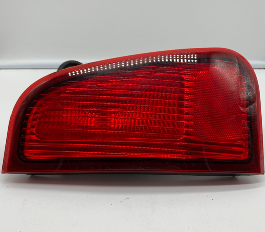 2003-2006 Lincoln Navigator Driver Side Liftgate Tail Light Taillight A01B41017