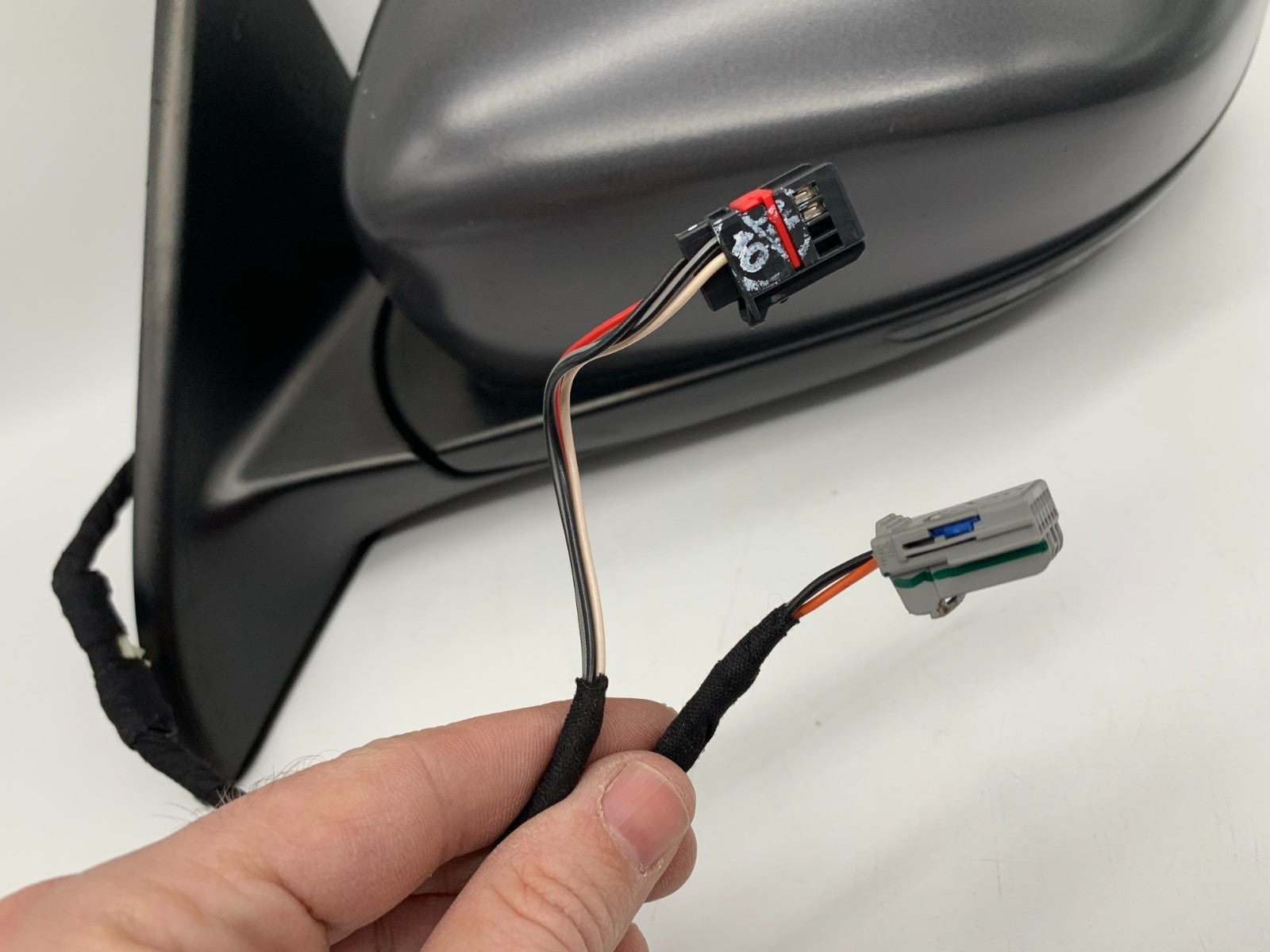 2017-2020 Jeep Compass Driver Side View Power Door Mirror Gray OEM B03B11049