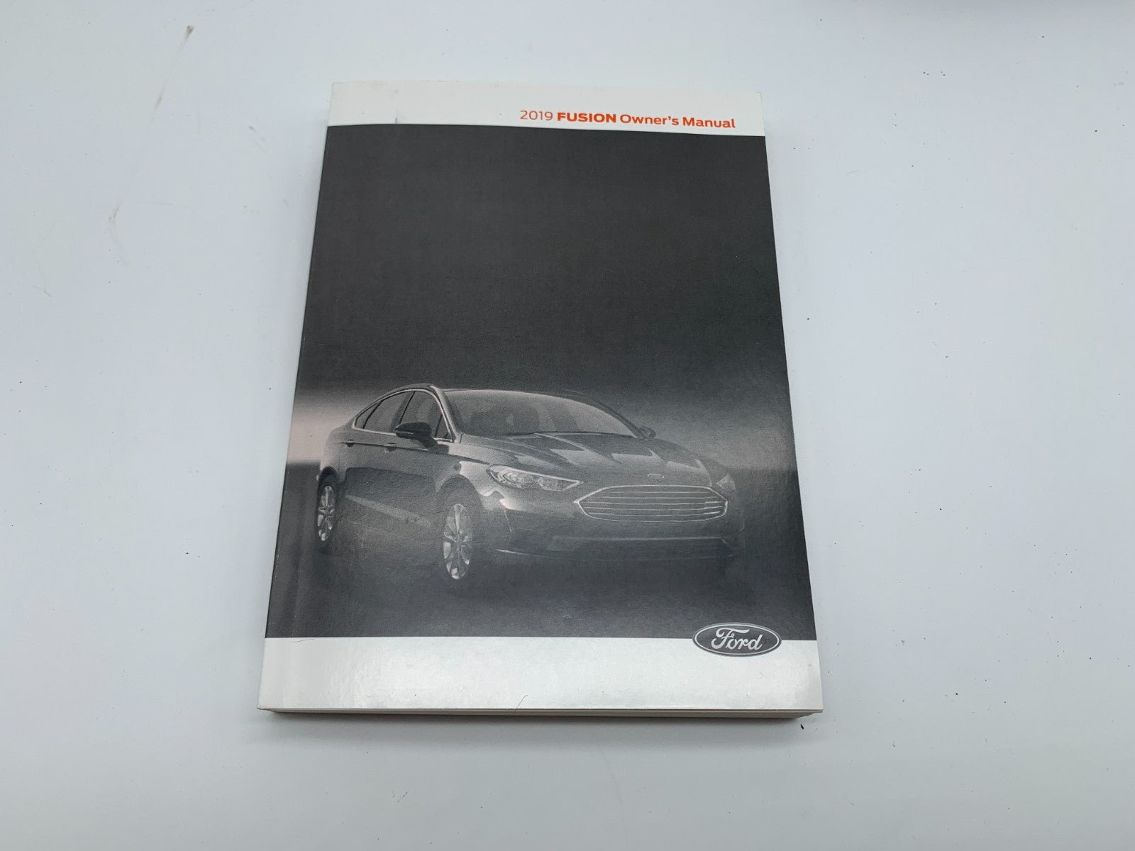 2019 Ford Fusion Owners Manual Set with Case OEM C04B08003