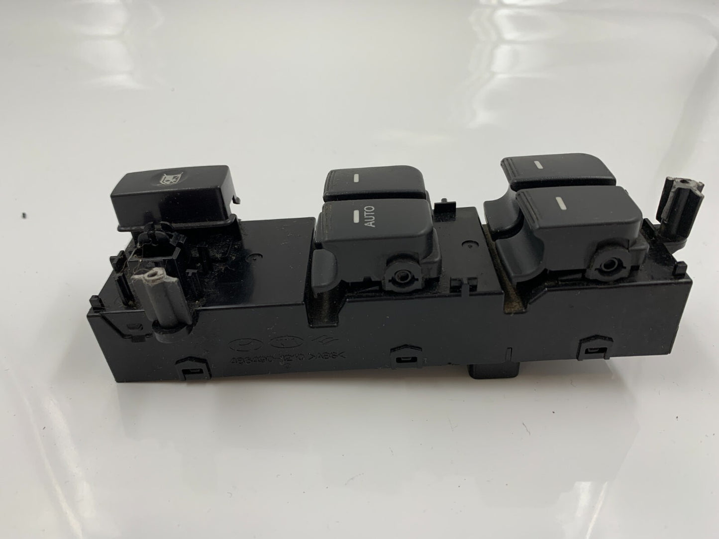 2010-2013 Kia Soul Master Power Window Switch OEM D03B33036