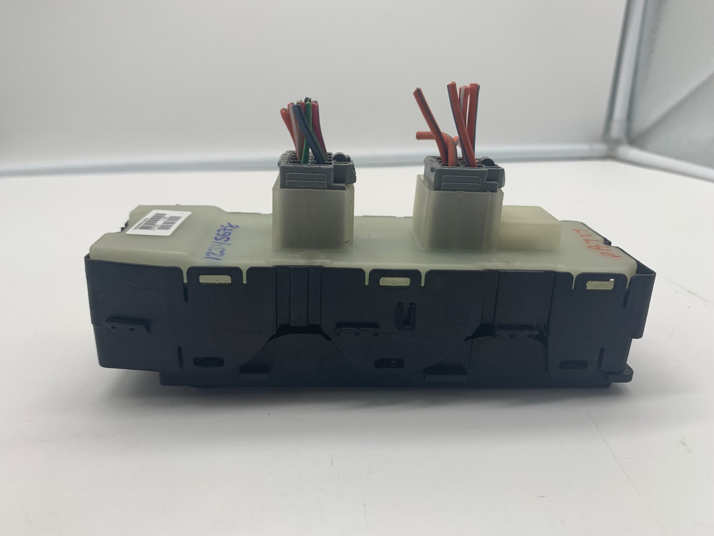 2007-2010 Jeep Patriot Master Power Window Switch OEM C03B25064