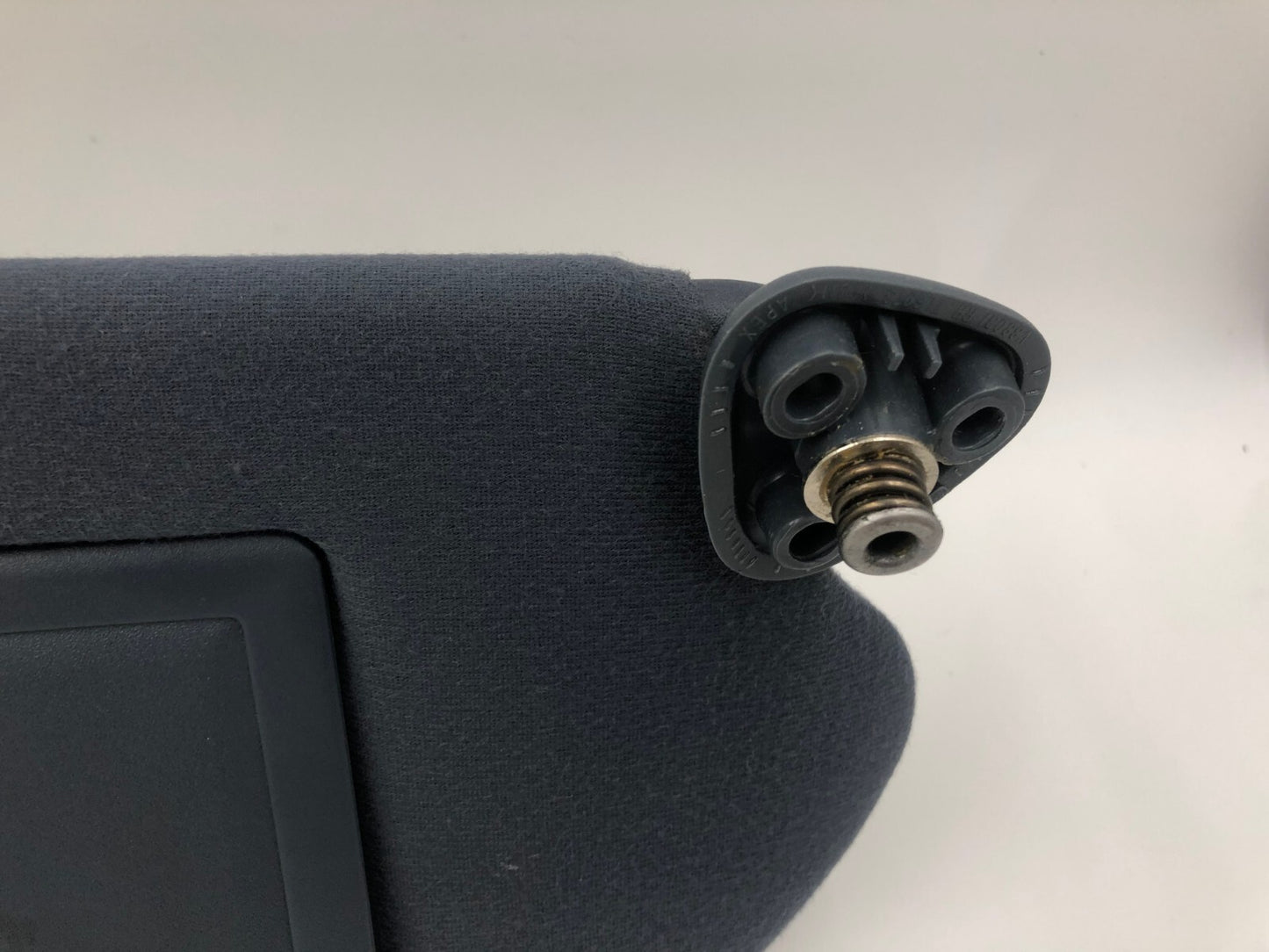 2000-2005 Chevrolet Impala Passenger Sun Visor Blue OEM D04B21003