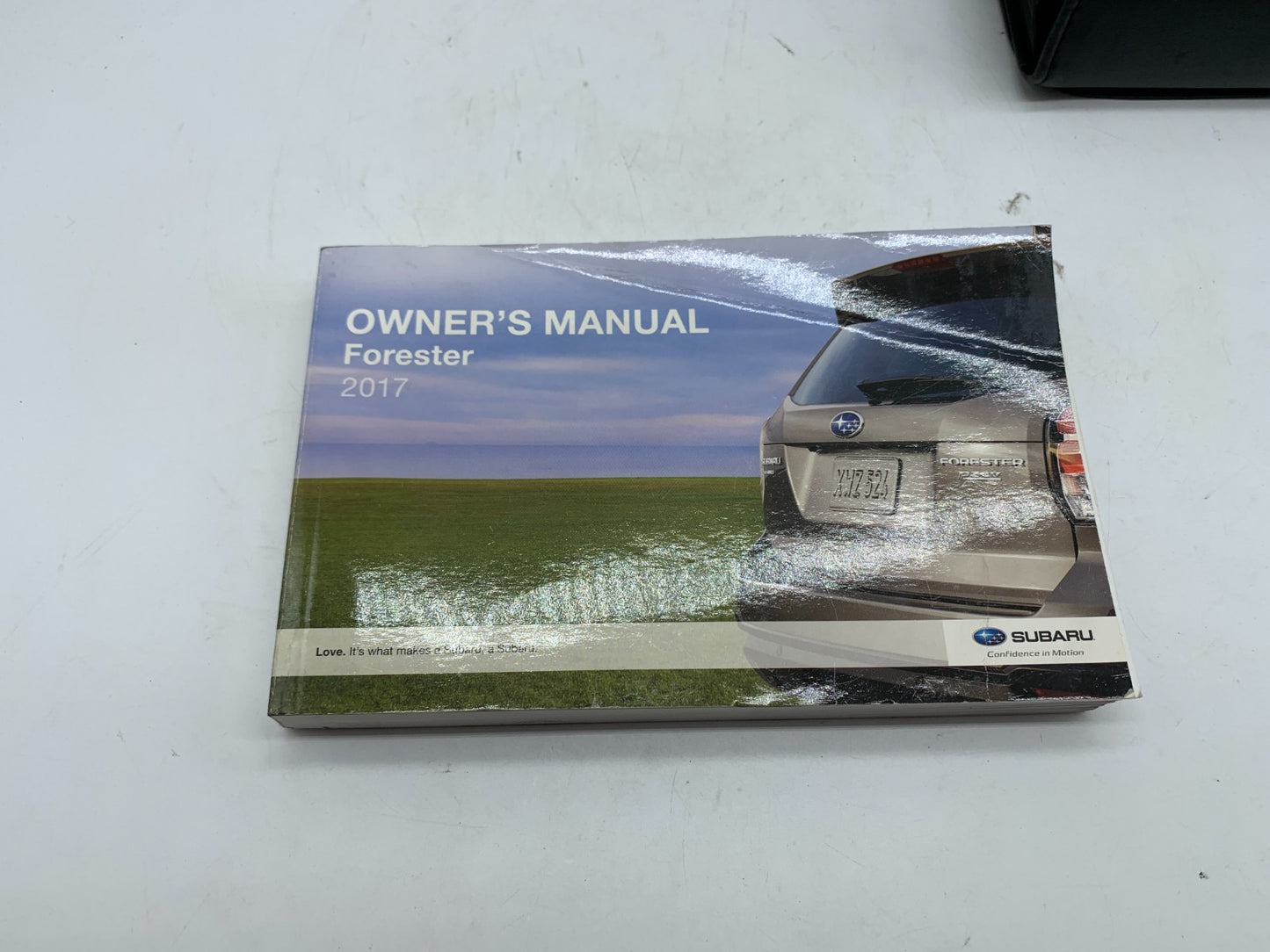2017 Subaru Forester Owners Manual Set with Case OEM D02B09038