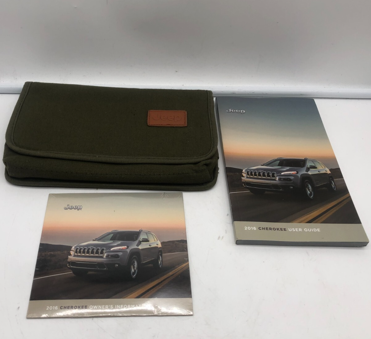 2016 Jeep Cherokee Owners Manual Set with Case OEM A03B35057