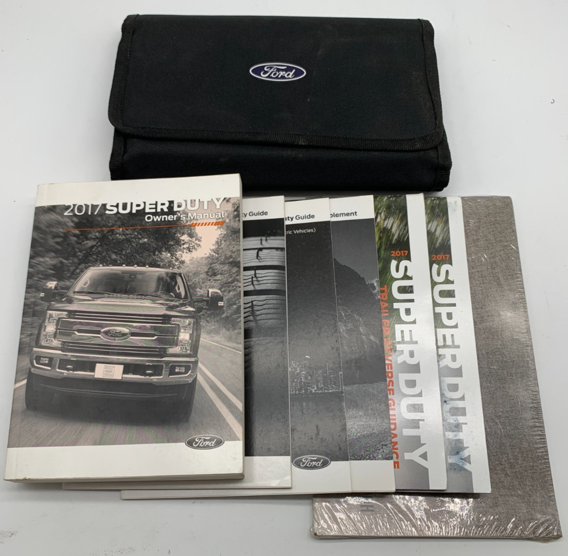 2017 Ford Super Duty Owners Manual Set with Case OEM C03B28006