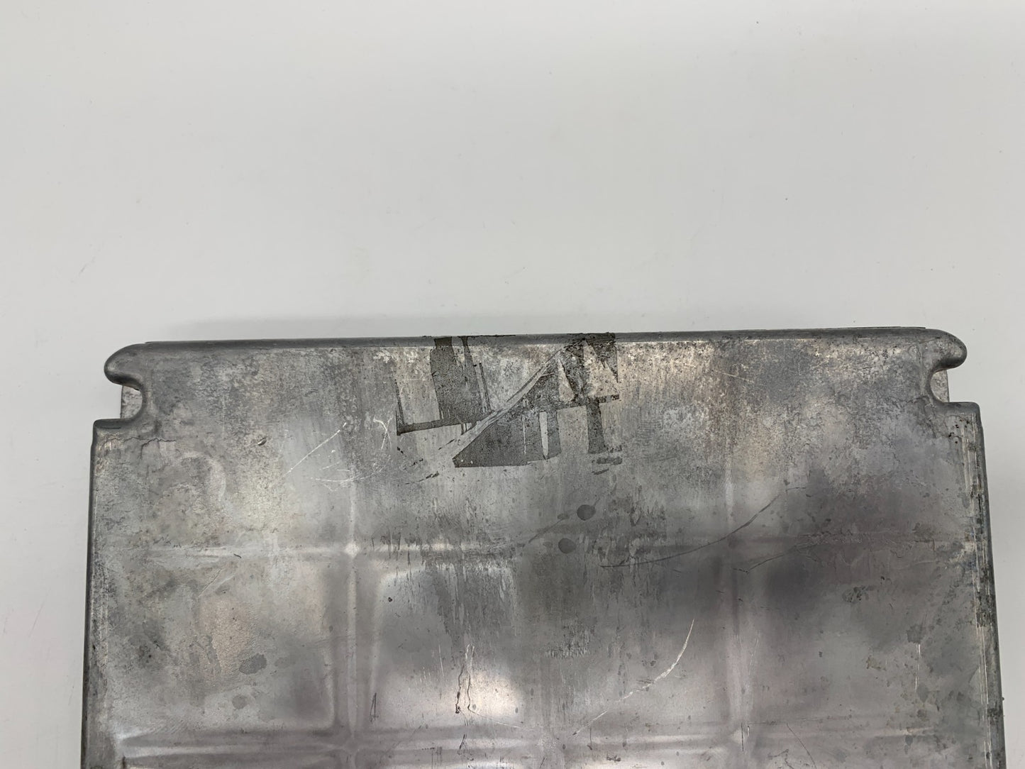 2004-2005 Lexus ES330 Engine Control Module ECU OEM C01B19009