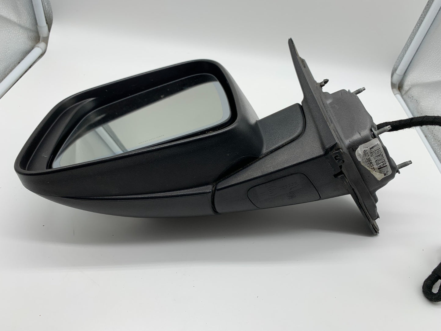 2011-2018 Jeep Grand Cherokee Driver Side Power Mirror Chrome BSA OEM C03B03003