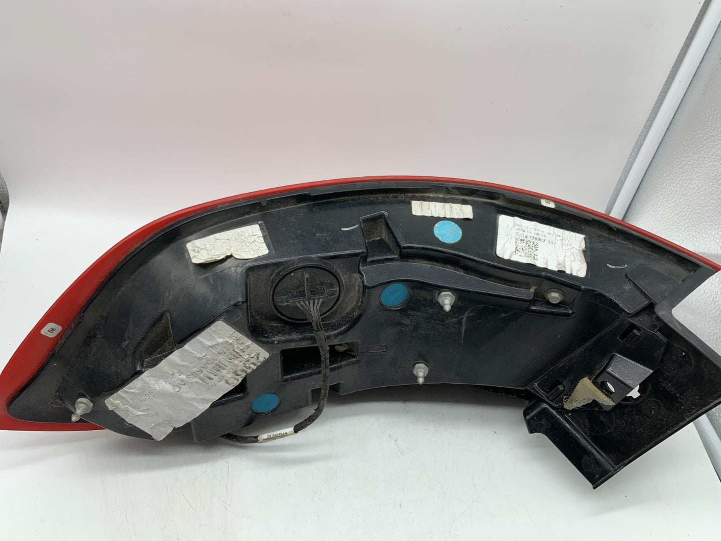 2016-2018 Lincoln MKX Driver Side Tail Light Taillight OEM D02B54021