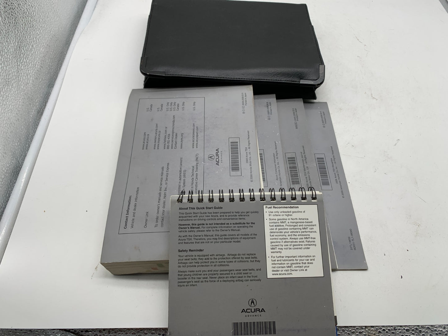 2009 Acura TSX Owners Manual Set with Case OEM A03B14061