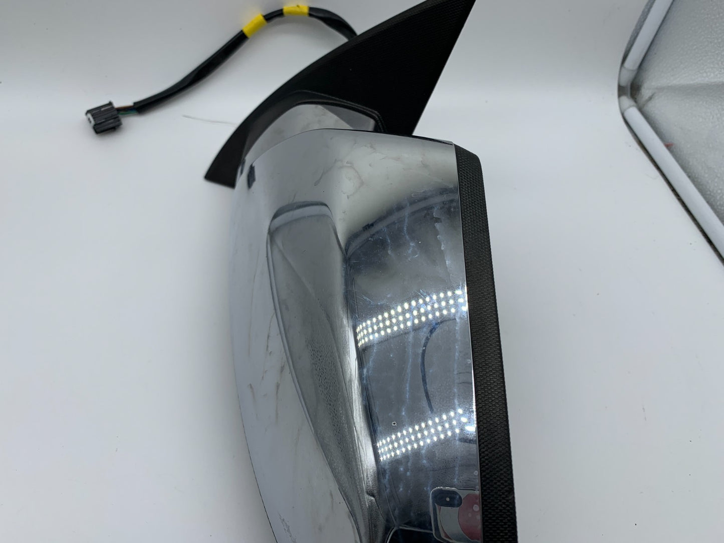 2011-2014 GMC Terrain Driver Side View Power Door Mirror Chrome A01B50010