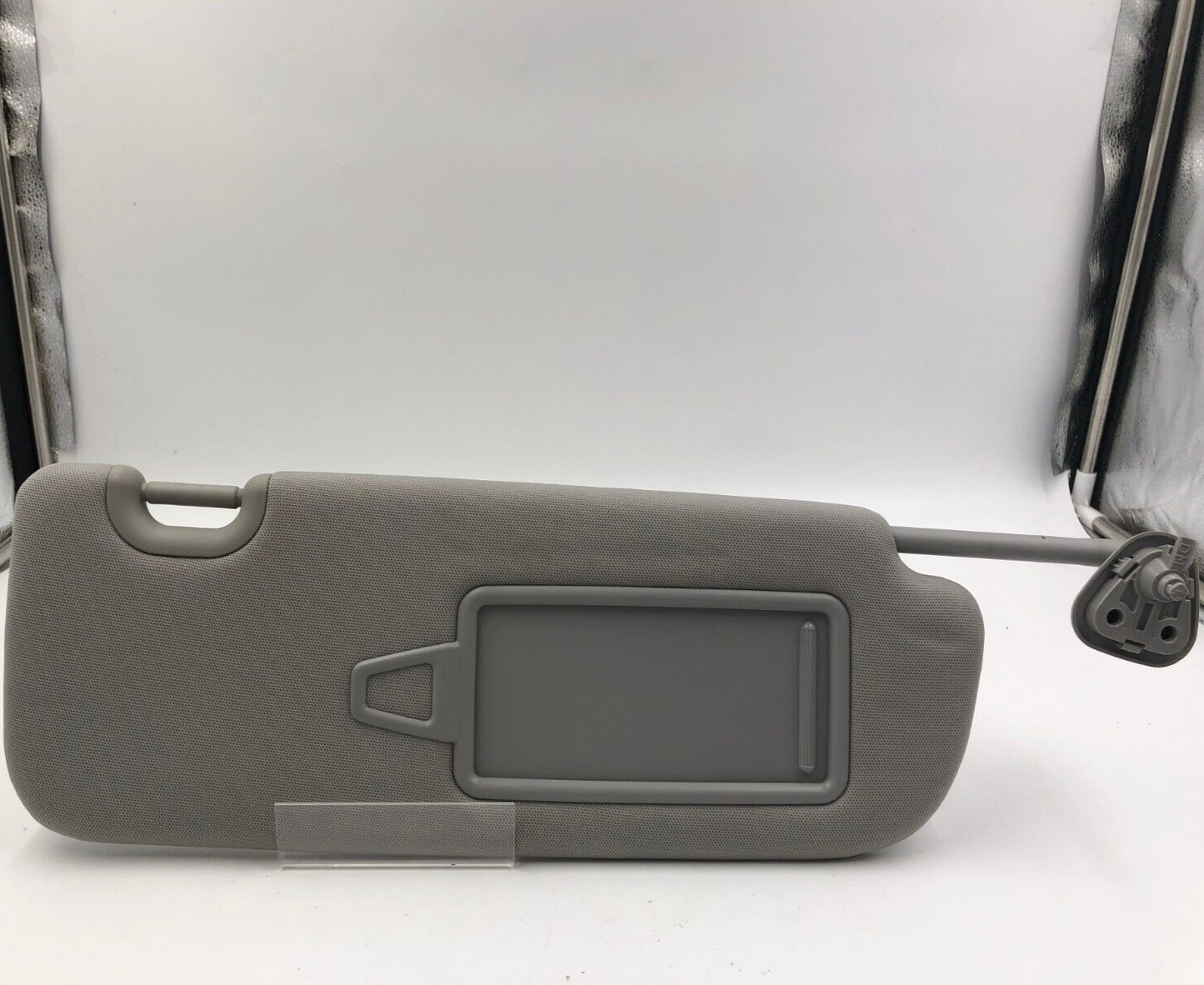 2013-2019 Hyundai Santa Fe Passenger Sun Visor Gray Illuminated OEM C03B23050