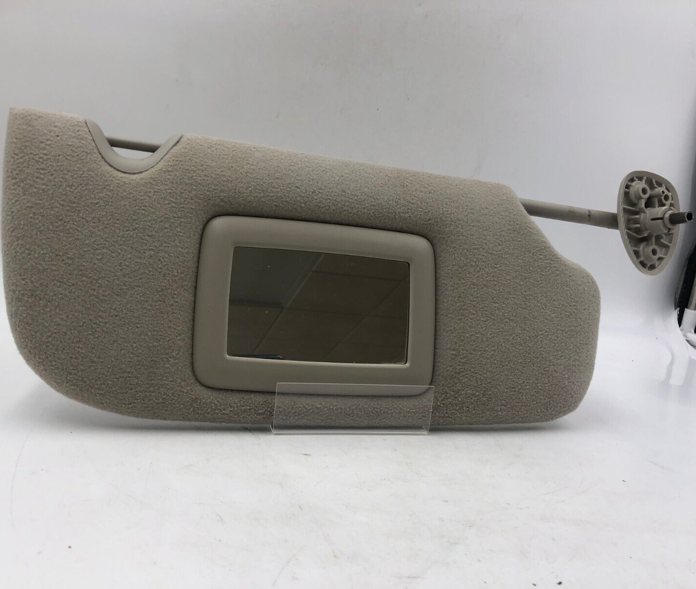 2005-2007 Buick Envoy Passenger Sun Visor Gray OEM D04B44059