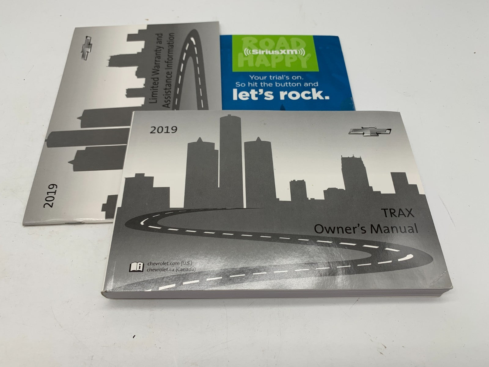 2019 Chevrolet Trax Owners Manual Set OEM A02B44043