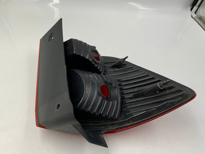 2009-2011 Dodge Journey Passenger Side Tail Light Taillight OEM E03B69005