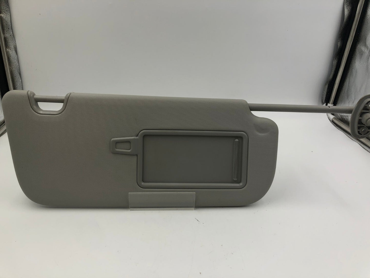 2014-2019 Kia Soul Passenger Sun Visor Illuminated Gray OEM C01B11051