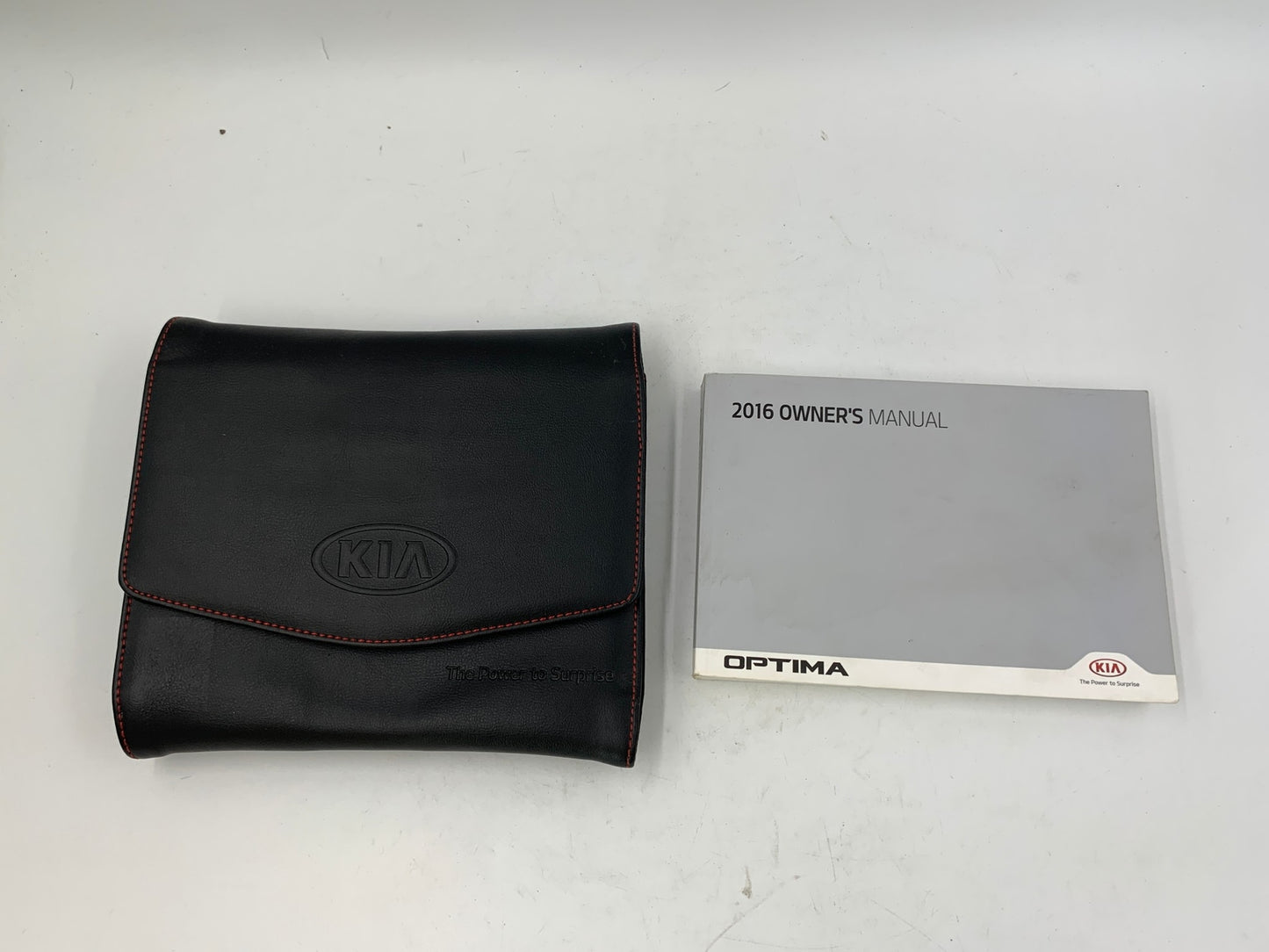 2016 Kia Optima Sedan Owners Manual with Case OEM D01B64004