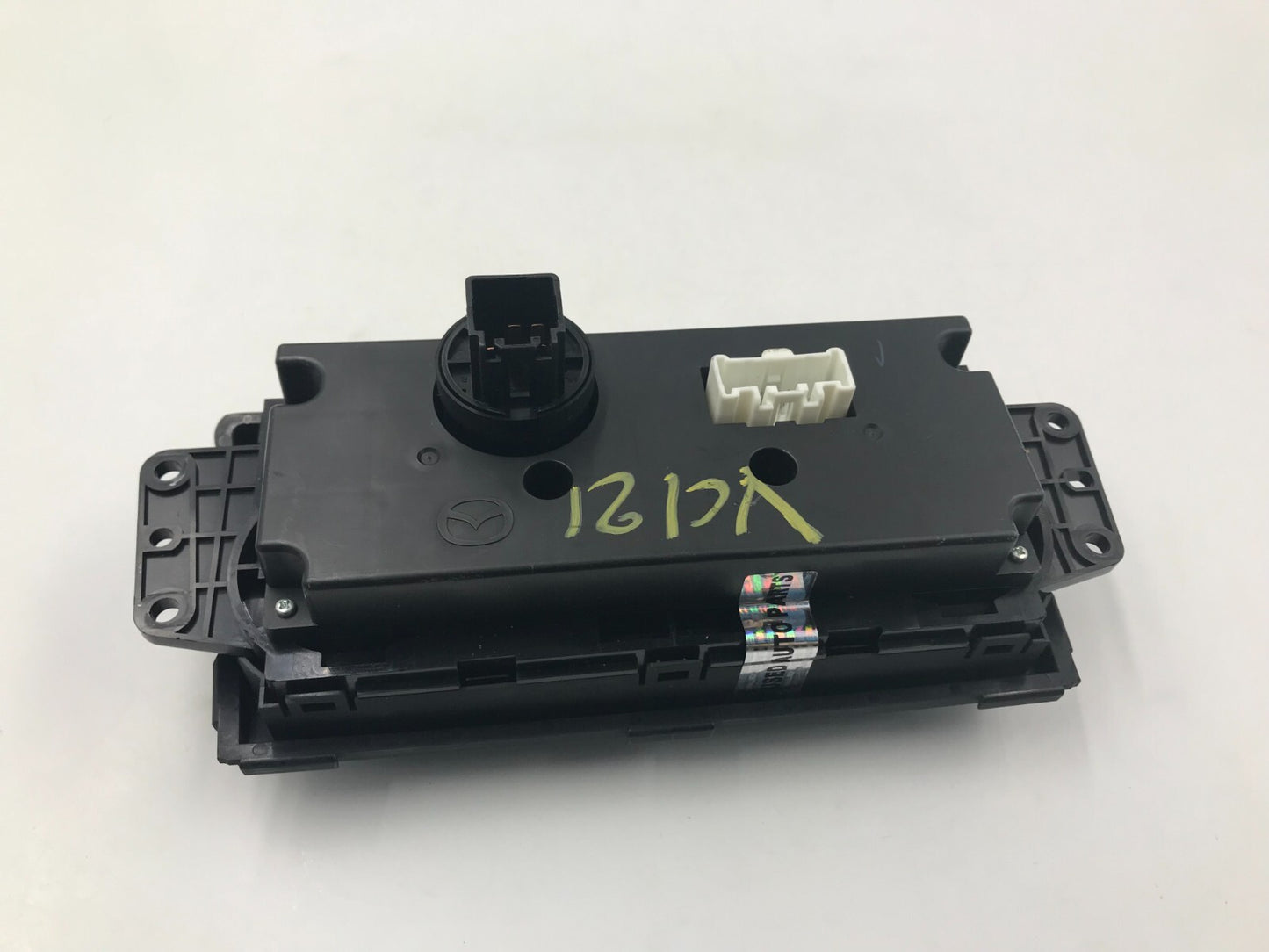 2009-2013 Mazda 6 AC Heater Climate Control Unit OEM D02B48042