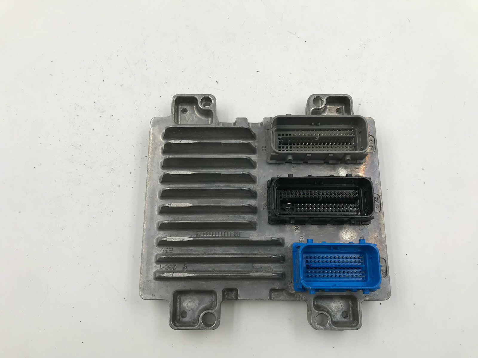 2017-2019 Buick Encore Engine Control Module Unit ECU ECM OEM C03B38023