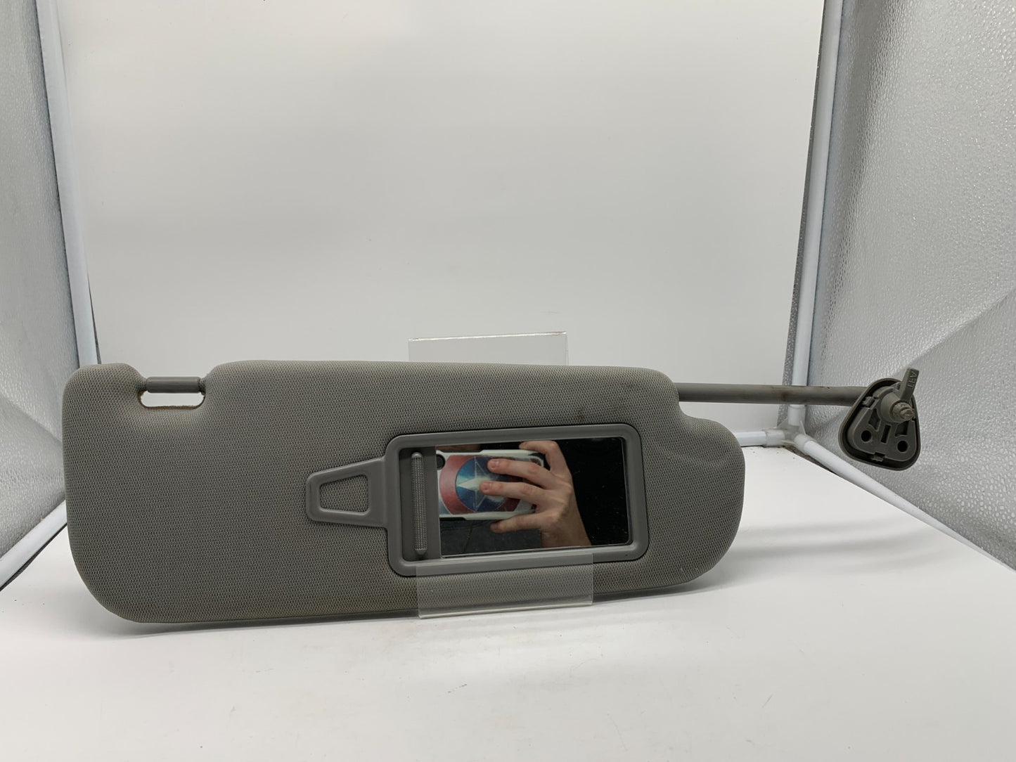 2011-2016 Kia Optima Passenger Sun Visor Gray Illuminated OEM C04B62023