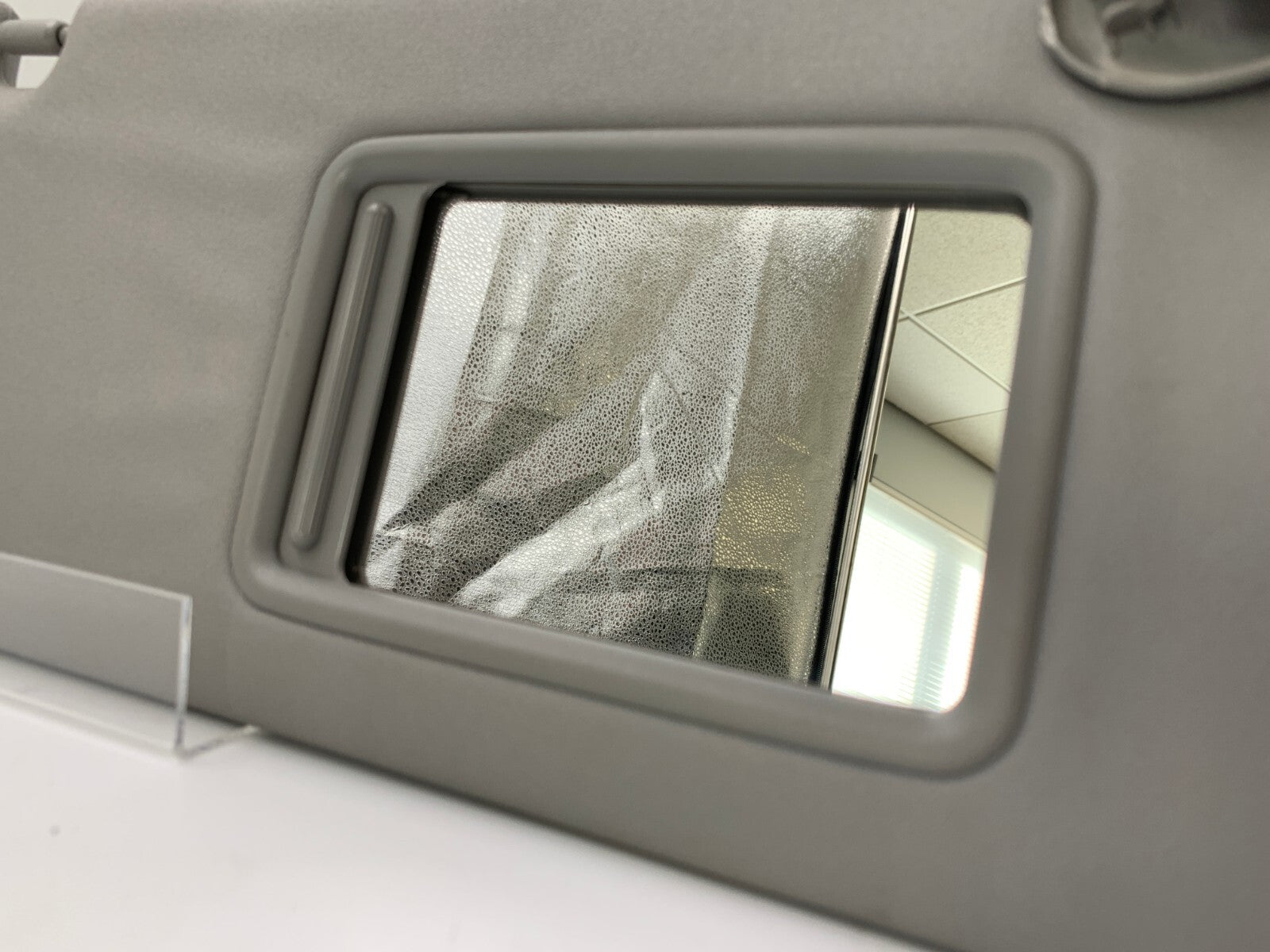 2006-2009 Toyota Rav4 Passenger Sun Visor Gray Illuminated OEM C03B07086
