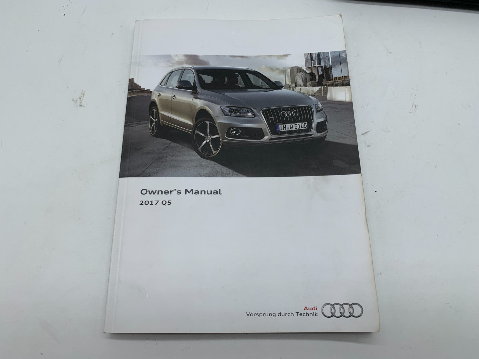 2017 Audi Q5 Sedan Owners Manual Set with Case OEM A02B50055