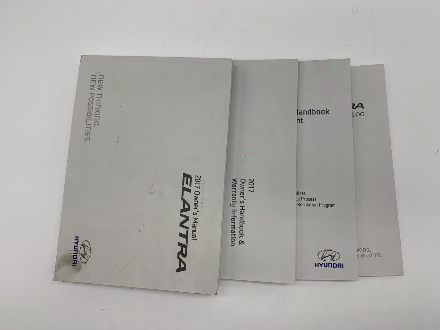 2017 Hyundai Elantra Owners Manual Set OEM D01B22010