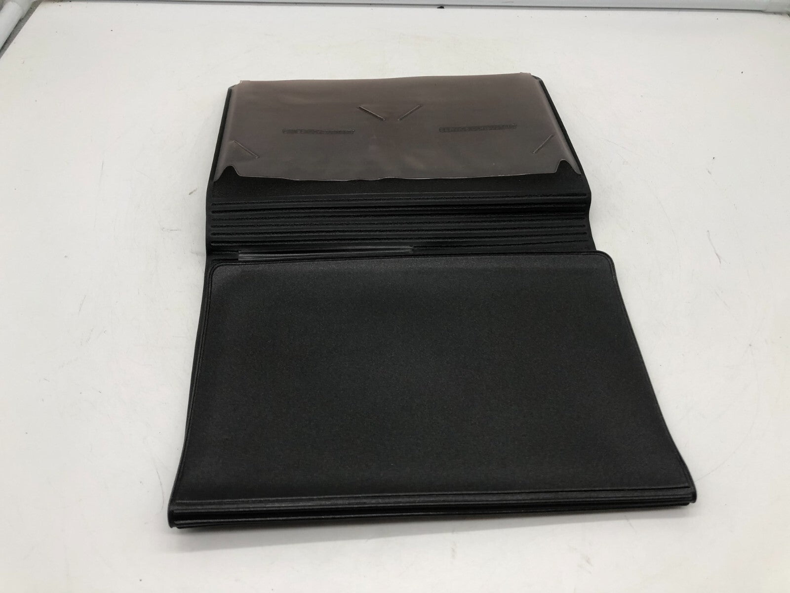 Chrysler Owners Manual Case Only OEM E03B09060