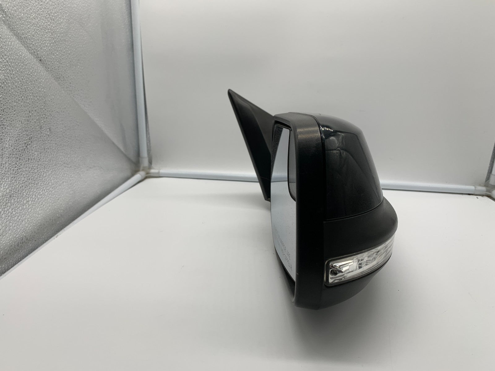 2016-2018 Ford Explorer Passenger Side View Power Door Mirror Black C03B06005