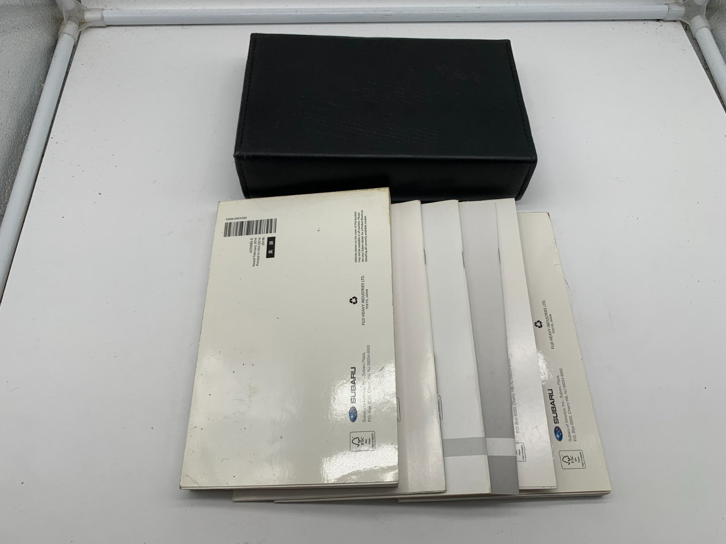 2014 Subaru Legacy Outback Owners Manual Set with Case OEM C02B04033