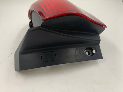 2007 Subaru Tribeca Passenger Side Tail Light Taillight OEM E02B59003