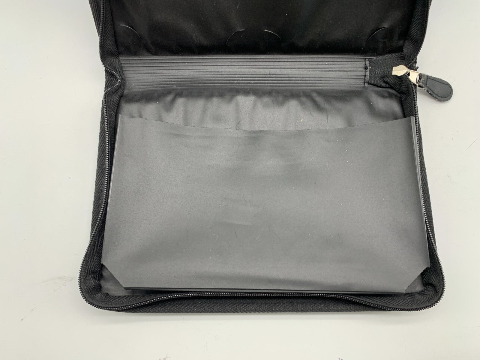 2008 Mazda CX7 CX-7 Owners Manual Set with Case OEM A02B38006