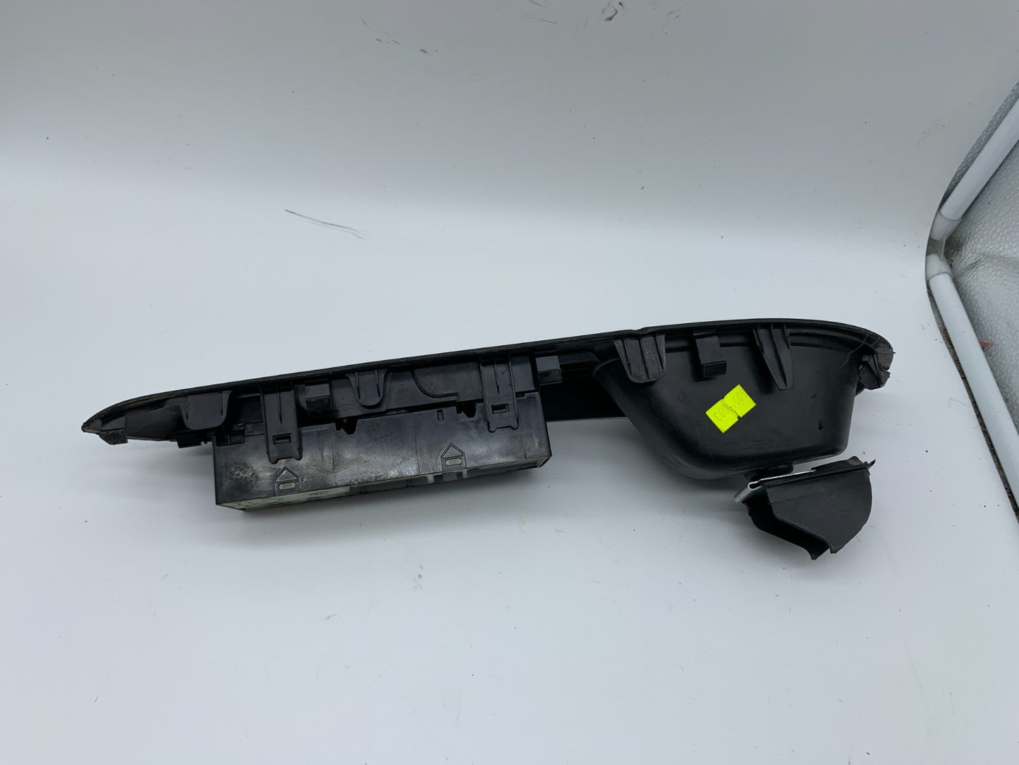 2012-2019 Nissan Versa Master Power Window Switch OEM B03B54010