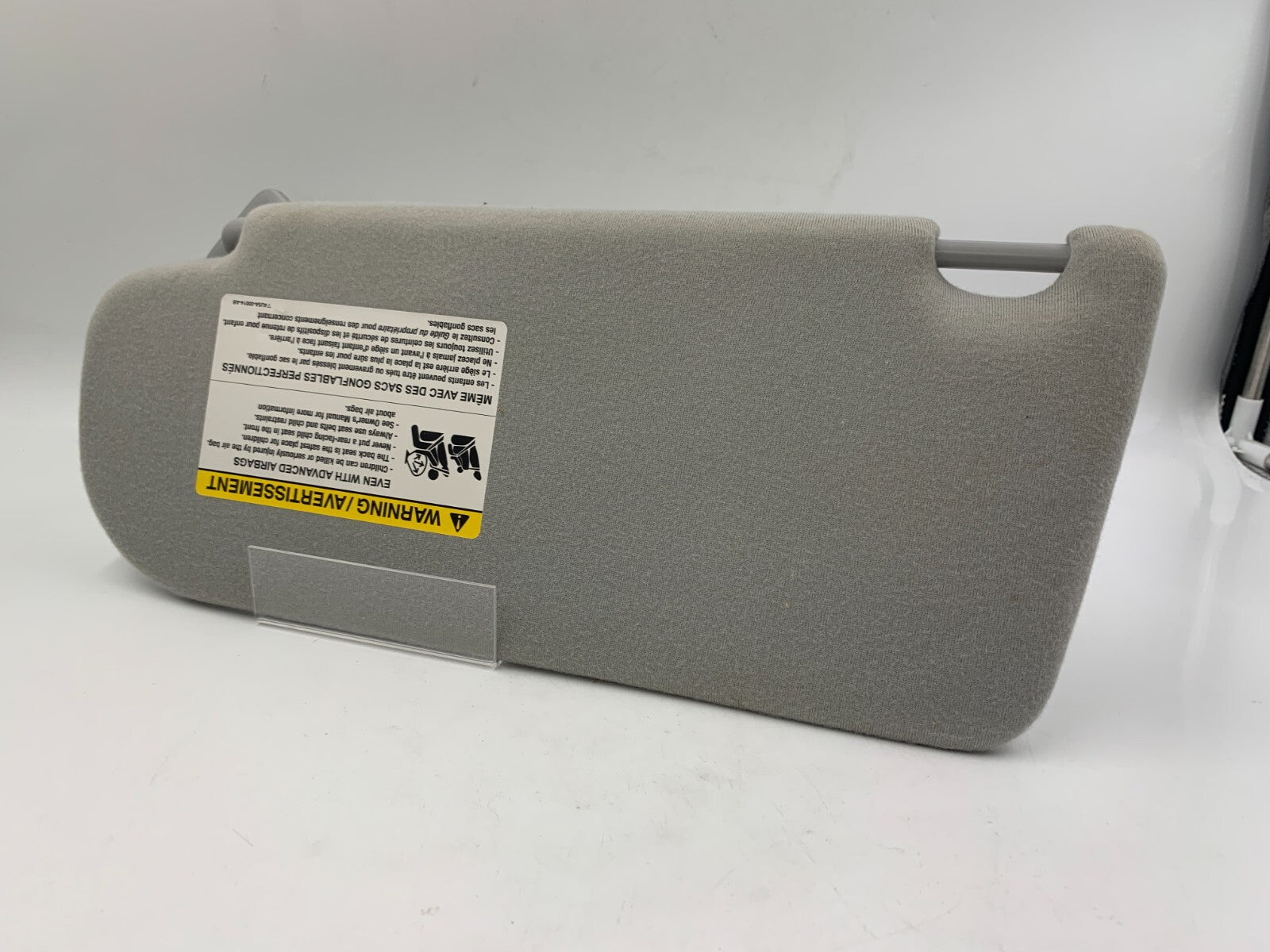 2006-2008 Mazda 6 Passenger Sun Visor Illuminated Gray OEM C04B32027